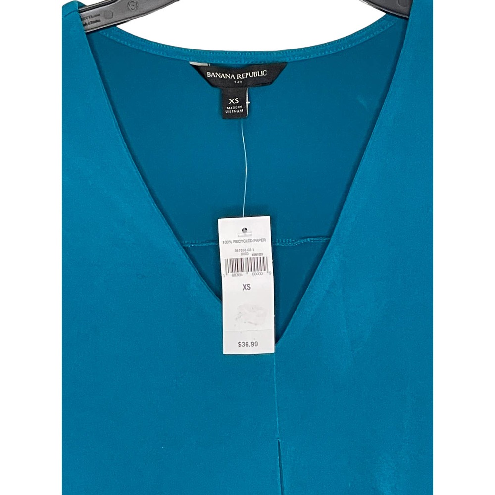 Banana Republic Women's Tank Top Teal V-neck Single-Pleat Shell Blue Sz. XS NWT - Picture 2 of 10